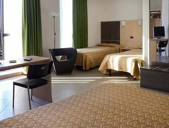 Hotel Lux Modena
