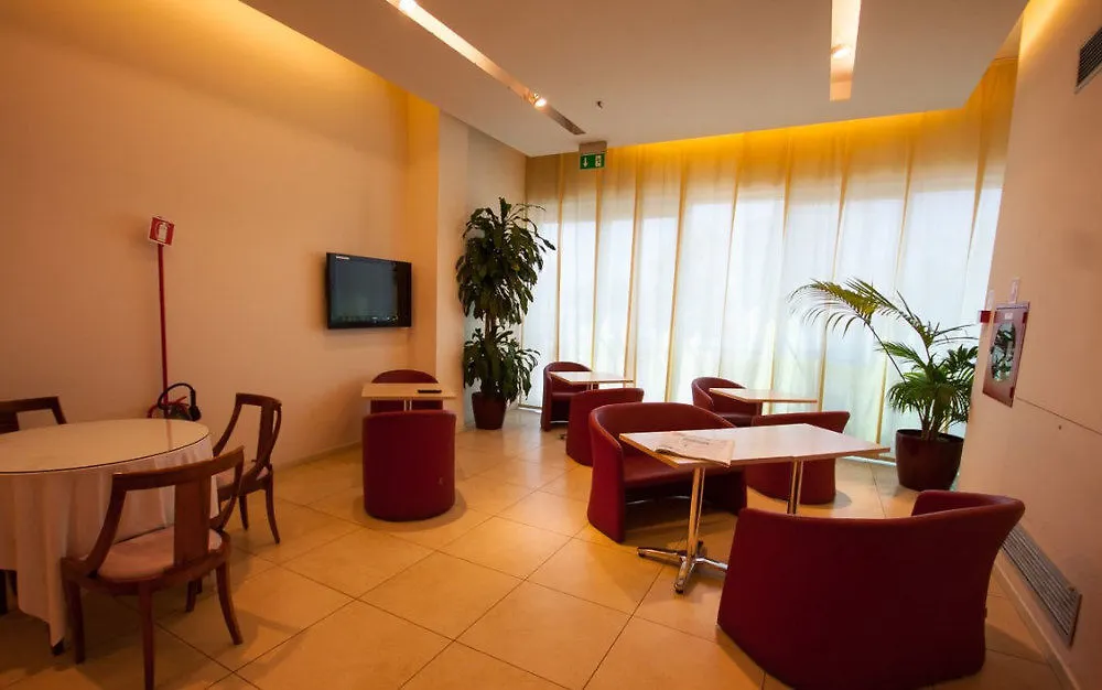 Hotel Lux Modena Italy