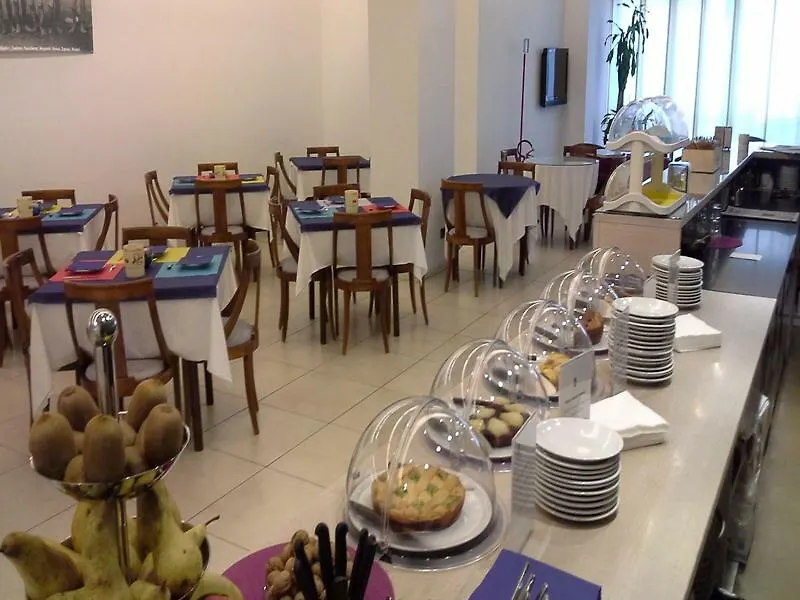 Hotel Lux Modena